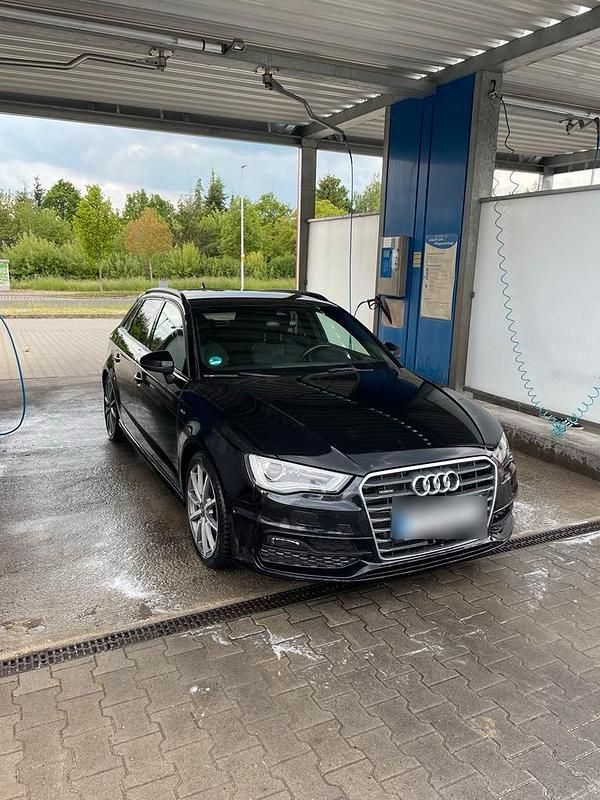 Schwarz Gebraucht 2013 Audi A3 S-Line Kleinwagen | 13.600 € (Fairer Preis) - Bild 1/4