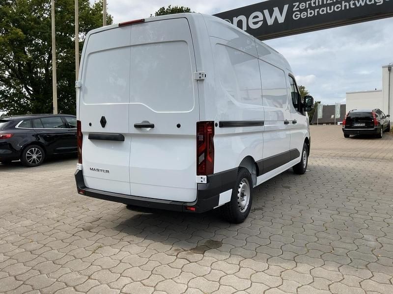 Neu Renault Master 131 PS (96 kW) 2025 Limousine