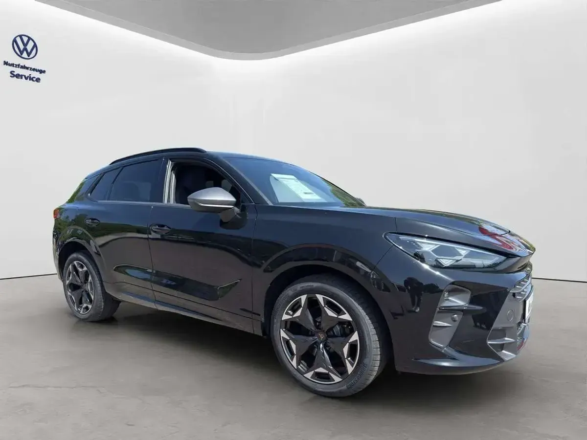 Neu Cupra Terramar VZ 265 PS (194 kW) 2026 Mythosschwarz SUV