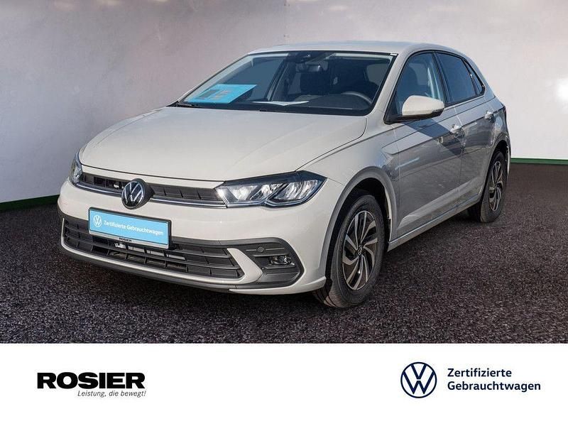 Grau / ascotgrau Gebraucht 2025 VW Polo Life Kleinwagen | 21.990 € (Etwas zu teuer) - Bild 1/4
