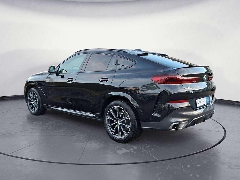 Gebraucht BMW X6 M Sport 286 PS (210 kW) 2025 Black sapphire metallic SUV