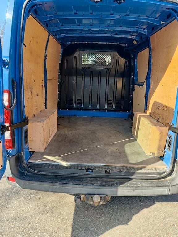Gebraucht Renault Master 110 PS (80 kW) 2017 Blau Van