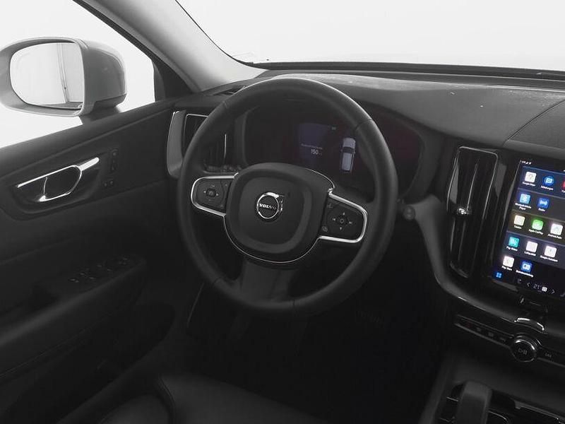 Gebraucht Volvo XC60 Core 197 PS (144 kW) 2024 Silber SUV