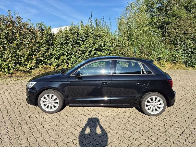 Schwarz Gebraucht 2018 Audi A1 Basis Kleinwagen | 14.500 € (Guter Preis) - Bild 1/4