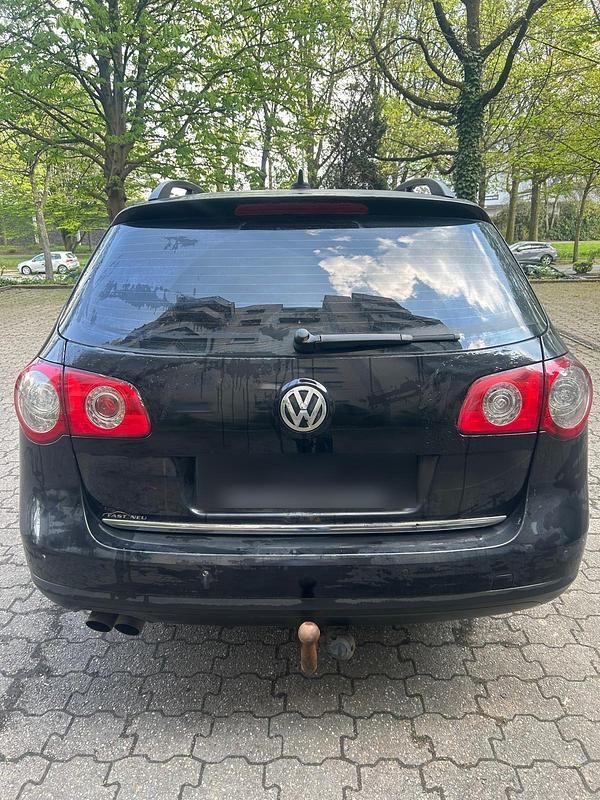 Second-hand VW Passat 2010 Negru Break