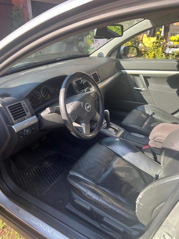 Gebraucht Opel Signum 154 PS (113 kW) 2005 Grau Kleinwagen