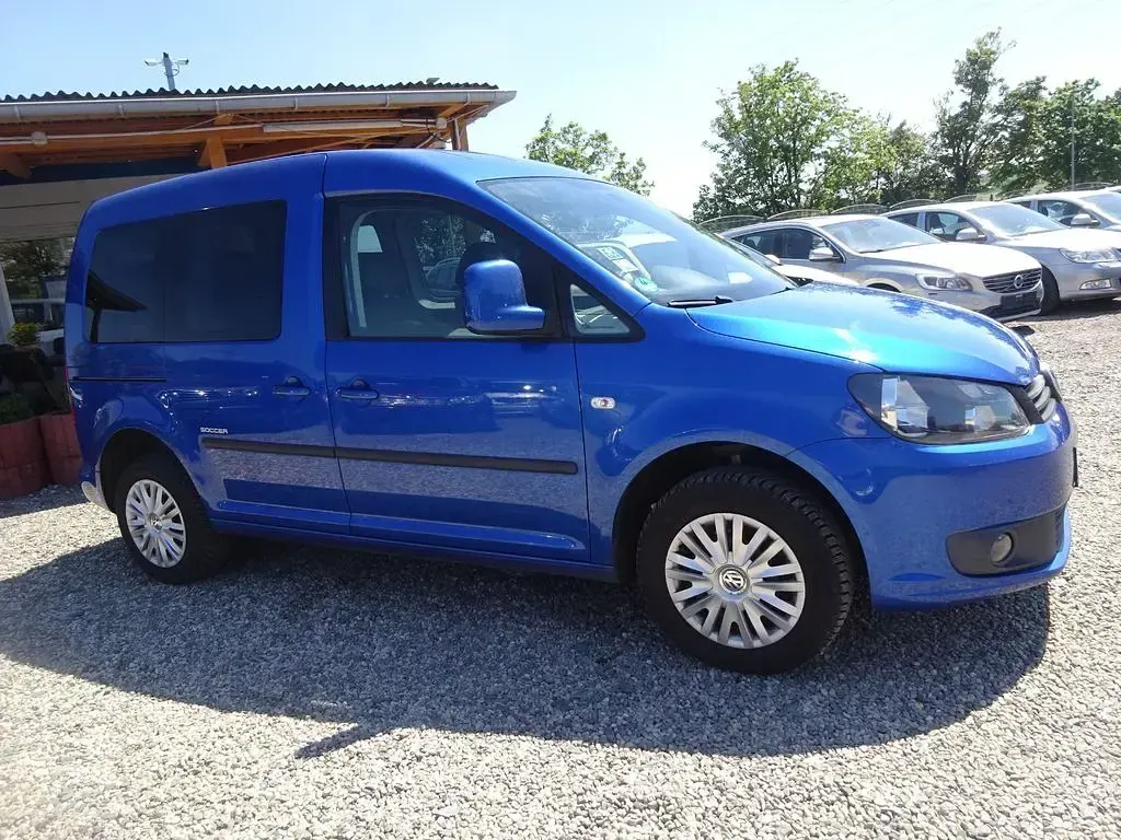 Gebraucht VW Caddy Trendline 105 PS (77 kW) 2014 Blau Van / Kleinbus