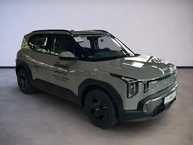 Neu Kia EV2 Earth 108 kW (147 PS) 2026 Grau SUV