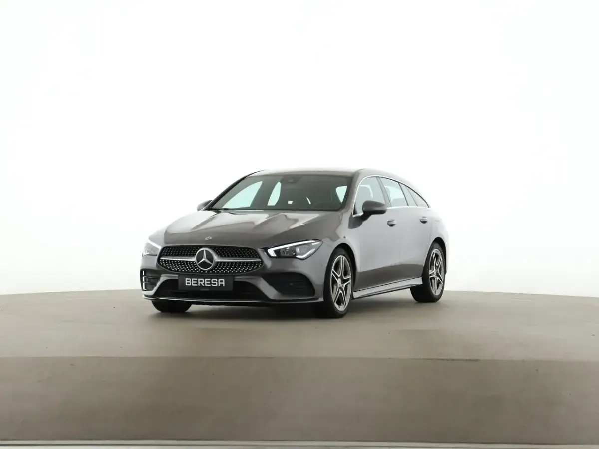 Gebraucht Mercedes CLA200 AMG 150 PS (110 kW) 2023 Grau Coupé