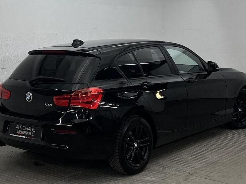 Gebraucht BMW 118 Advantage 197 PS (144 kW) 2017 Schwarz Kleinwagen