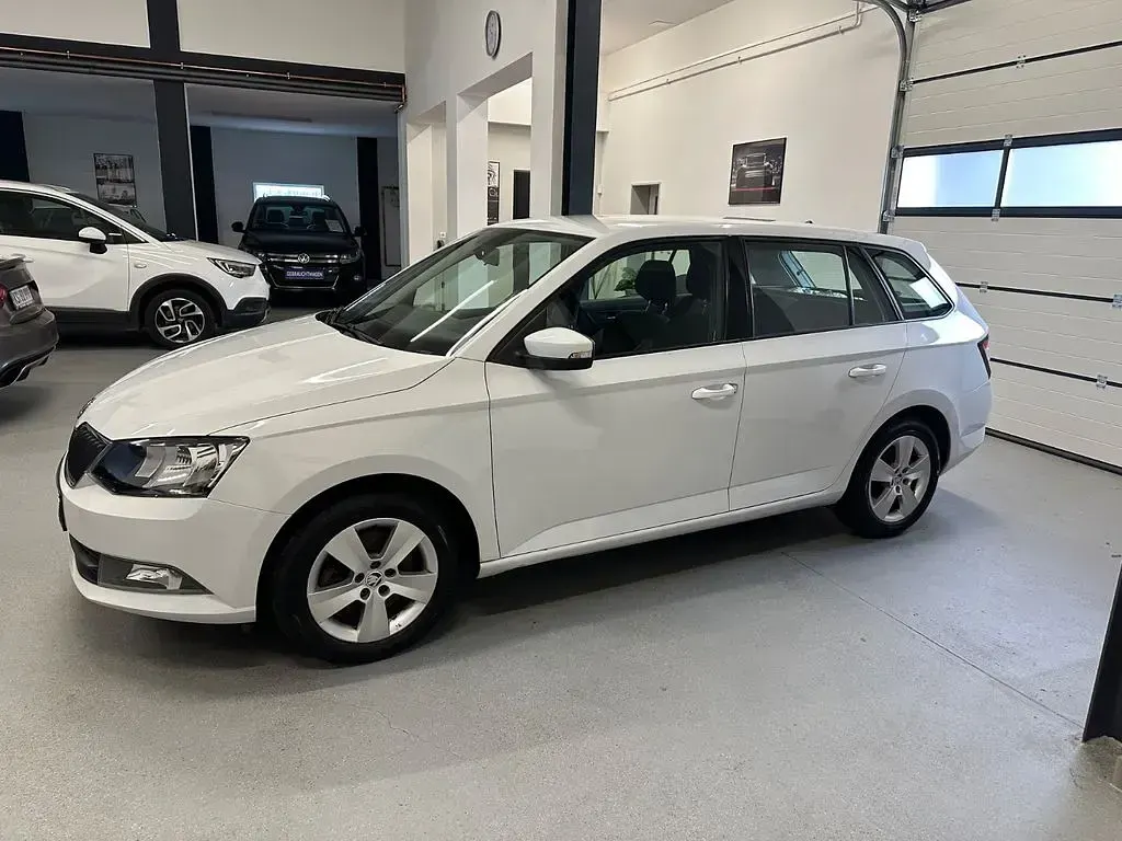 Gebraucht Skoda Fabia Ambition 110 PS (80 kW) 2017 Weiß Kombi