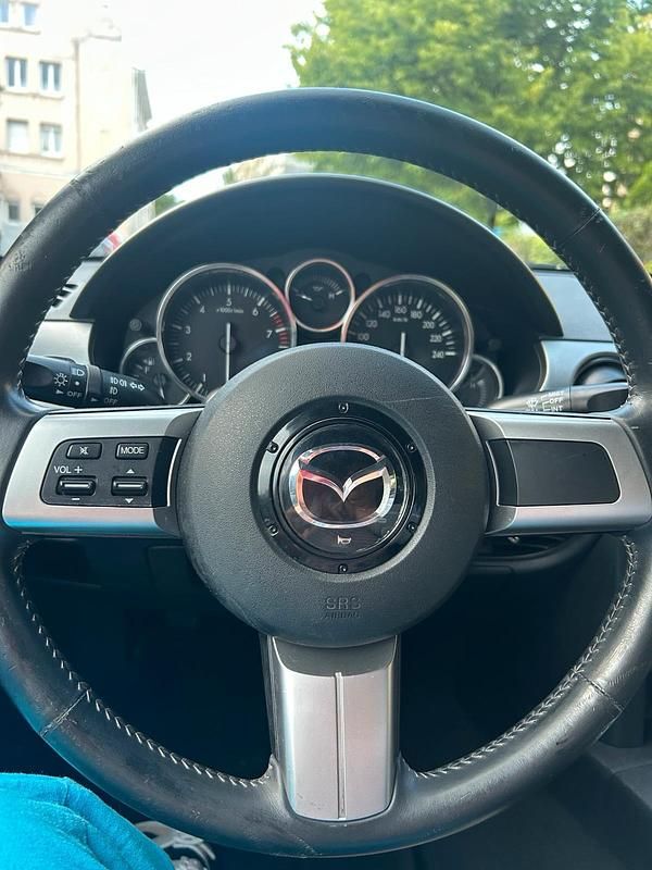 Gebraucht Mazda MX5 126 PS (92 kW) 2008 Braun Cabrio