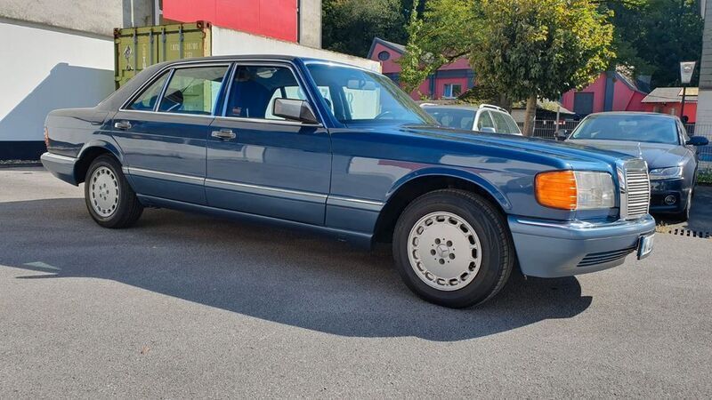 Gebraucht Mercedes 500 252 PS (185 kW) 1989 Blau Limousine