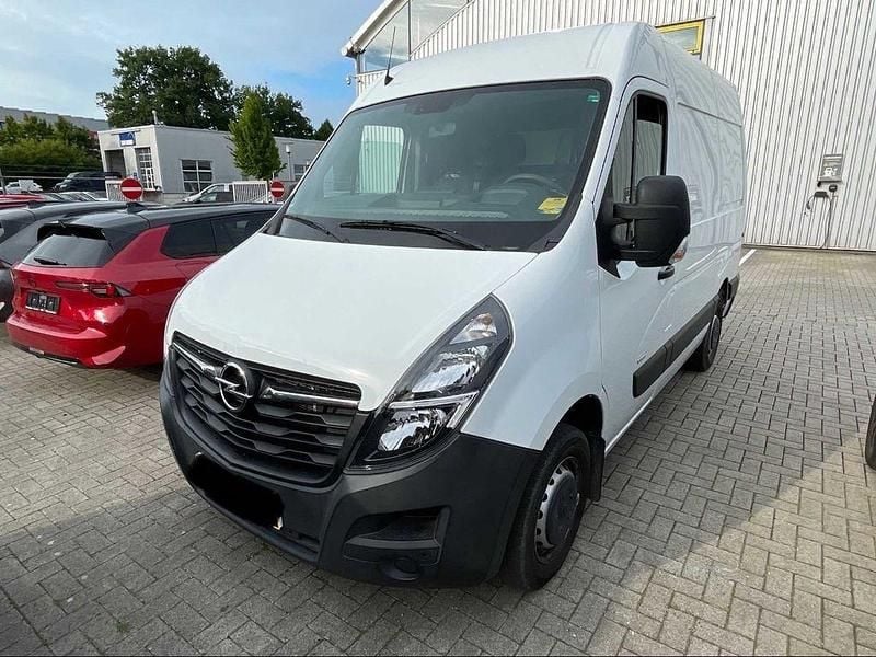 Weiß Gebraucht 2021 Opel Movano Van | 19.900 € (Guter Preis) - Bild 1/4