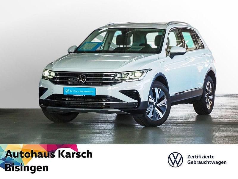 Pure white Gebraucht 2023 VW Tiguan Elegance SUV | 35.890 € (Fairer Preis) - Bild 1/3