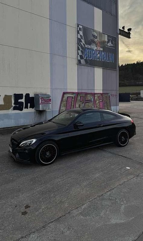 Gebraucht Mercedes C200 184 PS (135 kW) 2016 Schwarz Coupé
