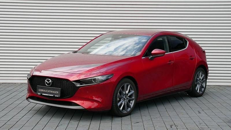 Gebraucht Mazda 3 Sky 150 PS (110 kW) 2021 Rot Limousine