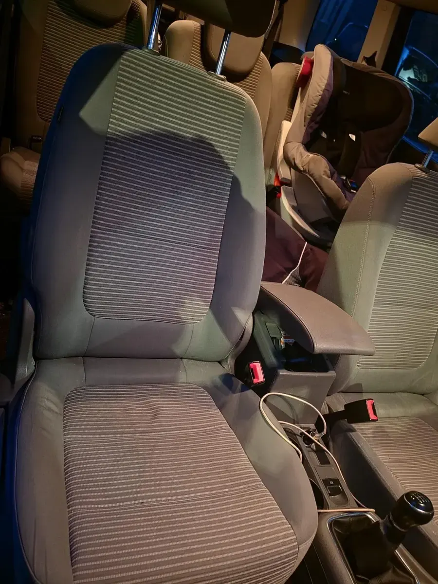 Używany Seat Alhambra 140 KM (102 kW) 2012 Szary Minivan