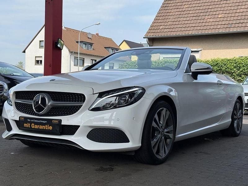 Gebraucht Mercedes C250 211 PS (155 kW) 2017 Weiß Cabrio