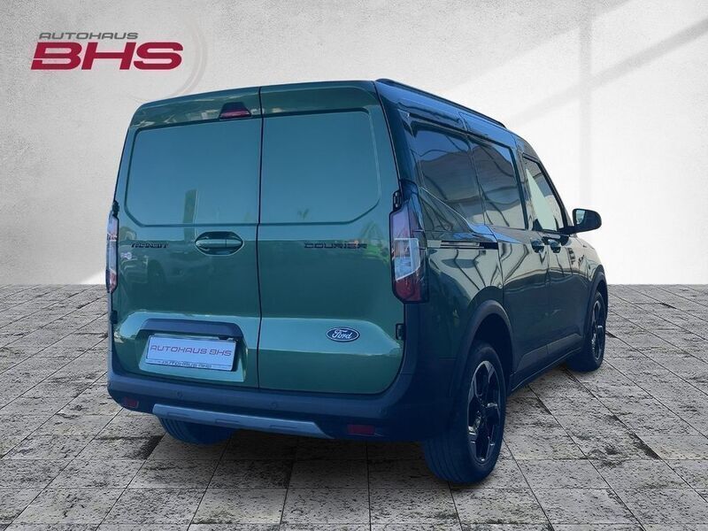 Neu Ford Transit Active 125 PS (91 kW) 2025 Bursting green (grün) Van / Kleinbus