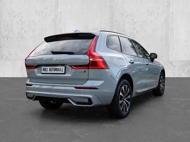Gebraucht Volvo XC60 Plus 250 PS (183 kW) 2023 Grau SUV