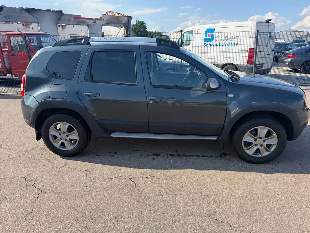 Gebraucht Dacia Duster Prestige 109 PS (80 kW) 2018 Grau SUV