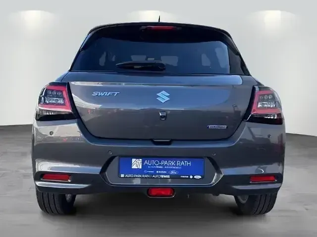 Gebraucht Suzuki Swift Comfort 83 PS (61 kW) 2025 Schwarz Limousine