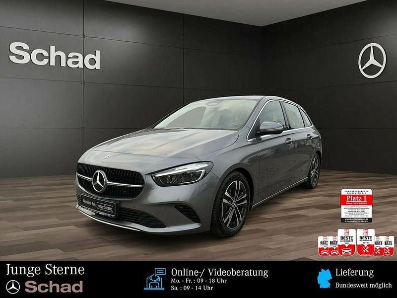 Lack mountaingrau Gebraucht 2025 Mercedes B180 Van / Kleinbus | 32.480 € (Superpreis) - Bild 1/4