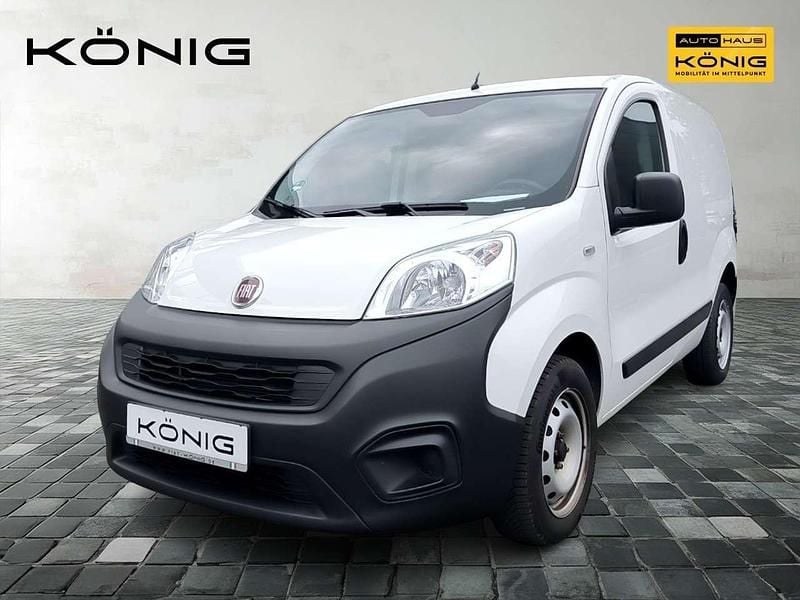 Weiß Gebraucht 2021 Fiat Fiorino Basis Van / Kleinbus | 10.490 € (Fairer Preis) - Bild 1/4