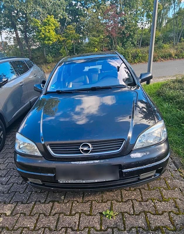 Schwarz Gebraucht 2001 Opel Astra Edition Coupé | 1.500 € (Fairer Preis) - Bild 1/4