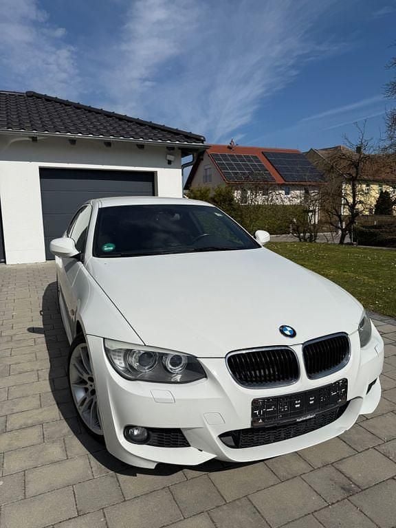 Second-hand BMW 318 Performance 143 CP (105 kW) 2011 Alb Coupe