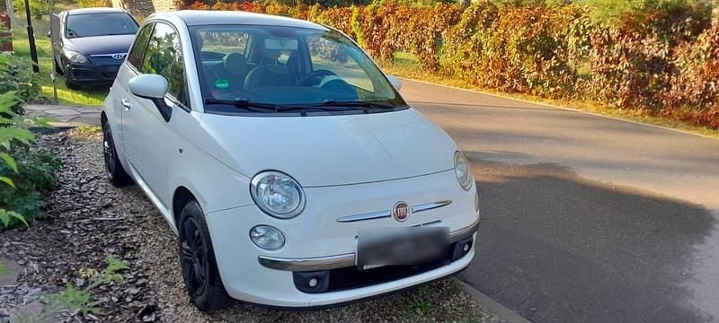 Weiß Gebraucht 2009 Fiat 500 Kleinwagen | 4.500 € (Etwas zu teuer) - Bild 1/4