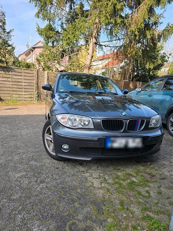 Gebraucht BMW 120 150 PS (110 kW) 2006 Grau Kleinwagen