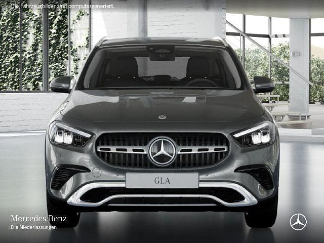 Gebraucht Mercedes GLA200 Progressive 163 PS (119 kW) 2024 SUV