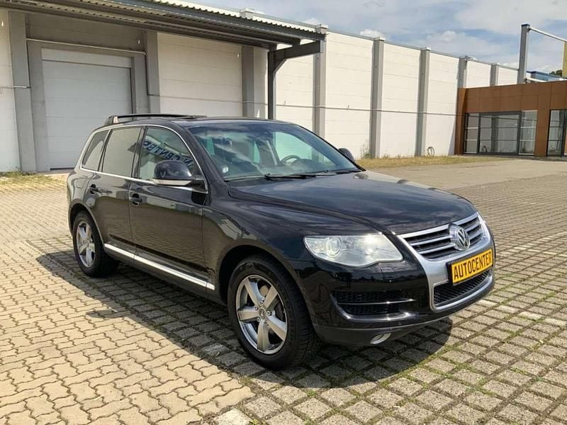 Gebraucht VW Touareg 224 PS (164 kW) 2007 Black magic pearlescent (metallic) SUV