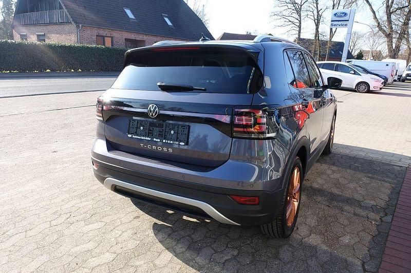 Gebraucht VW T-Cross Style 110 PS (80 kW) 2021 Grau SUV