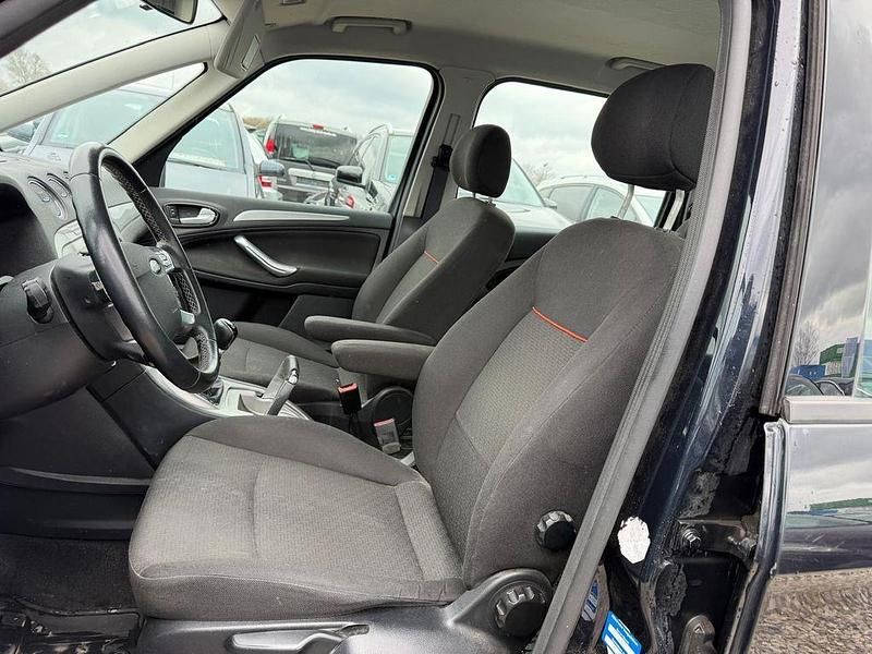 Gebraucht Ford Galaxy Trend 145 PS (106 kW) 2009 Schwarz Van / Kleinbus