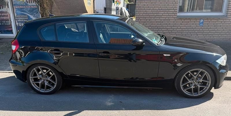 Second-hand BMW 120 163 CP (119 kW) 2006 Negru Hatchback