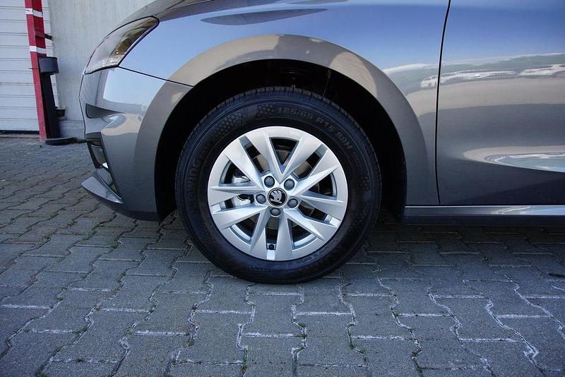 Neu Skoda Fabia 95 PS (69 kW) 2025 Graphitegrau metallic Kleinwagen