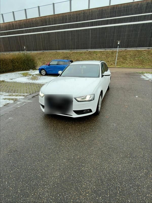 Gebraucht Audi A4 Attraction 177 PS (130 kW) 2013 Weiß Kombi