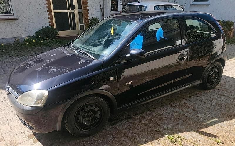 Second-hand Opel Corsa 75 CP (55 kW) 2002 Negru Hatchback