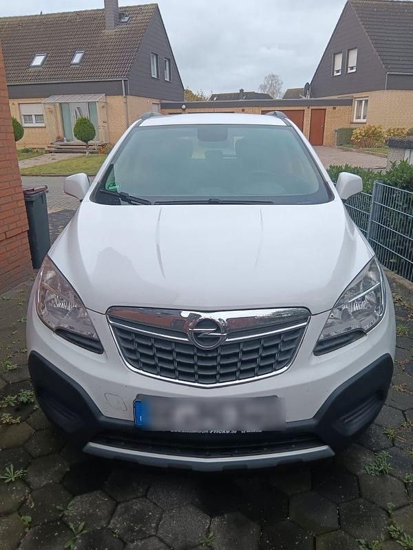 Weiß Gebraucht 2012 Opel Mokka Selection SUV | 6.900 € (Fairer Preis) - Bild 1/4