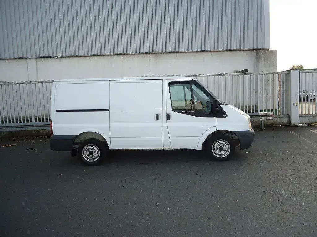 Używany Ford Transit 86 KM (63 kW) 2011 Biały Minivan