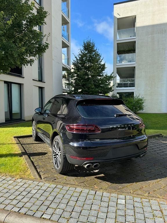 Gebraucht Porsche Macan S 258 PS (189 kW) 2014 Schwarz SUV