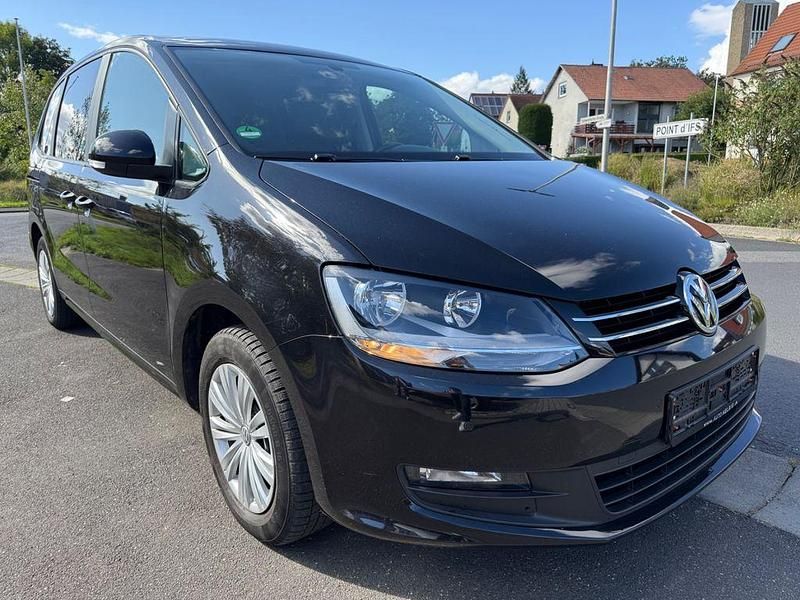 Schwarz Gebraucht 2018 VW Sharan Van / Kleinbus | 17.990 € (Superpreis) - Bild 1/4