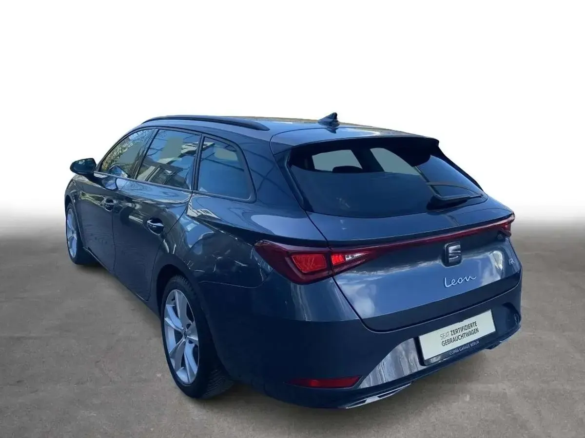 Gebraucht Seat Leon FR 150 PS (110 kW) 2023 Magnetic grau metallic Kombi