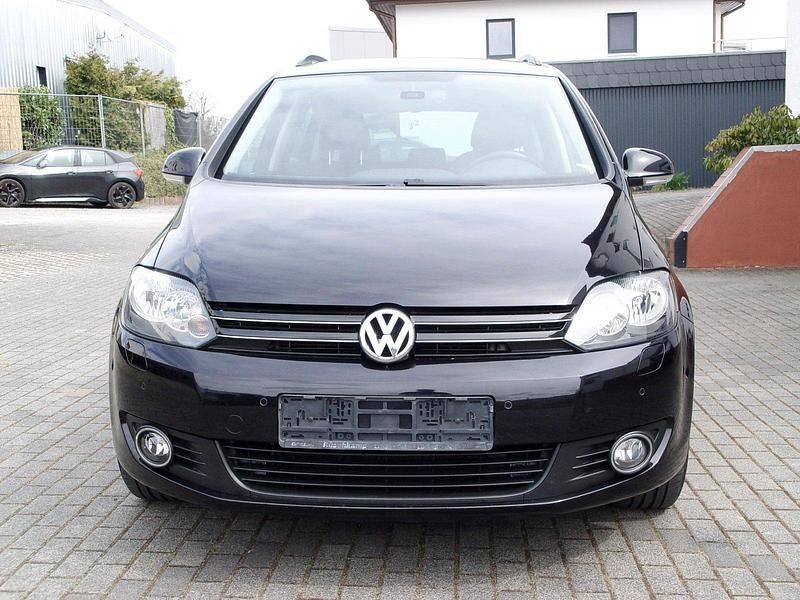 Second-hand VW Golf VI 160 CP (117 kW) 2010 Negru Hatchback