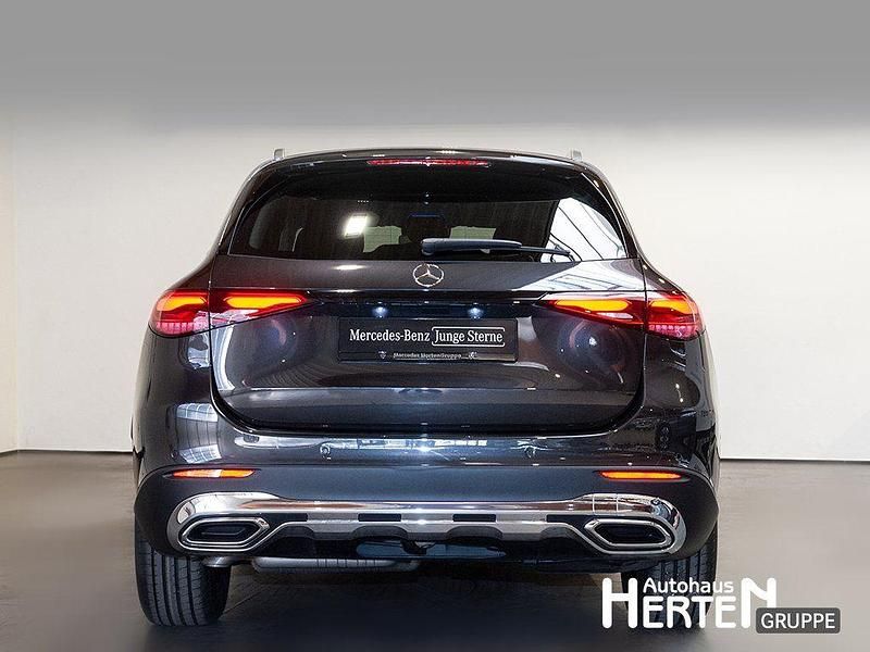 Gebraucht Mercedes GLC220 197 PS (144 kW) 2024 Lack graphitgrau SUV