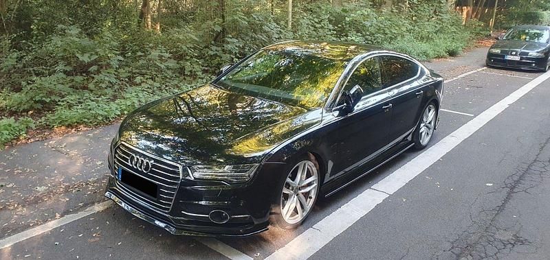 Schwarz Gebraucht 2015 Audi A7 Sportback Ambiente Kleinwagen | 22.999 € (Guter Preis) - Bild 1/4