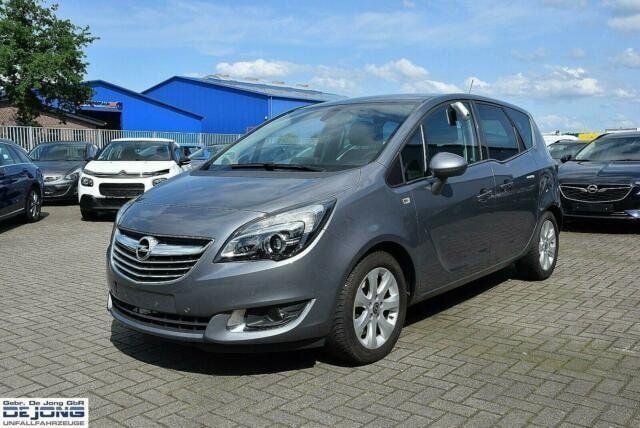 Gebraucht Opel Meriva Innovation 140 PS (102 kW) 2017 Silber metallic Van / Kleinbus